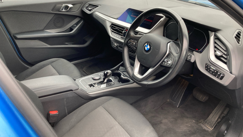 BMW 1 Series 116d SE 5dr Step Auto Diesel Hatchback